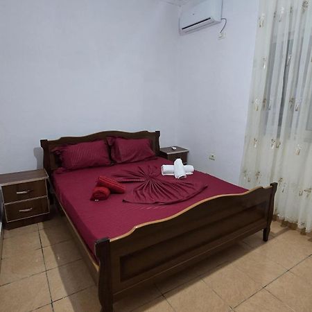 Ari Apartments บอร์ช ภายนอก รูปภาพ