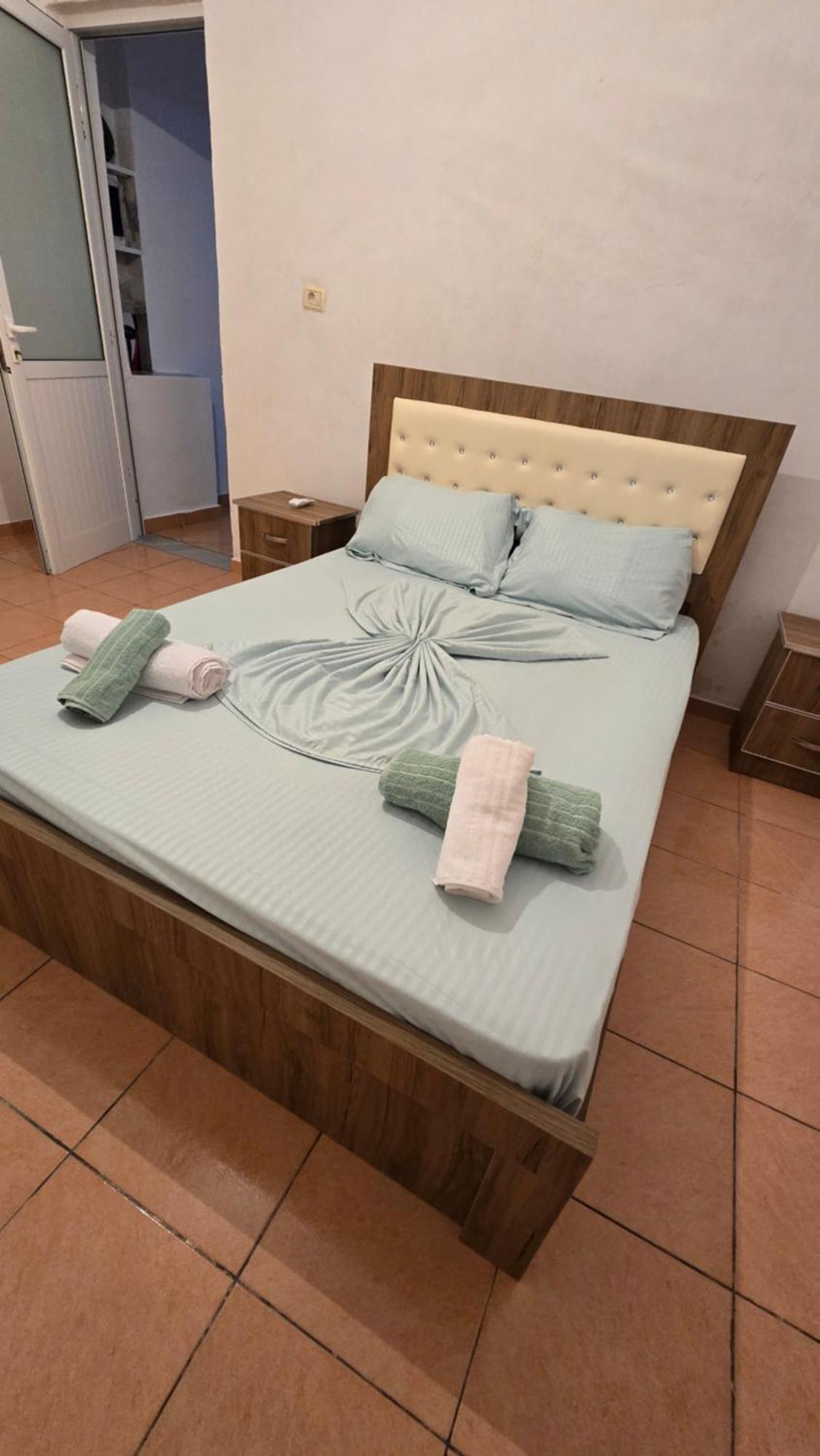 Ari Apartments บอร์ช ภายนอก รูปภาพ